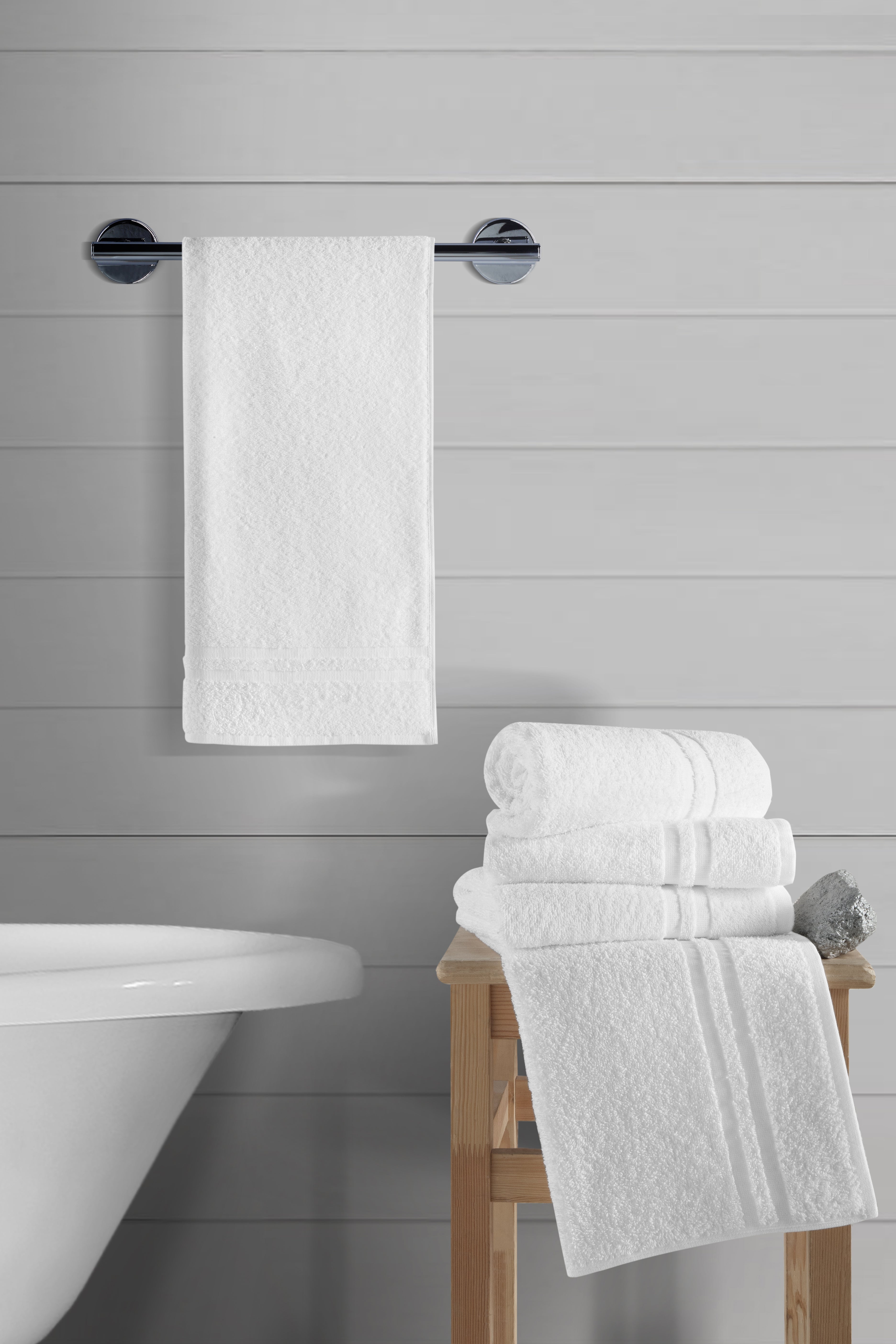 Fabrikalite Pearl Bath Towel (90x150 cm)